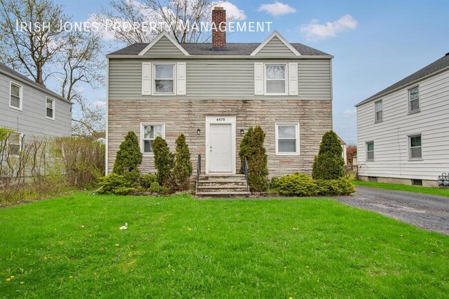 Photo - 4878 Union Rd Unit Apt. 1 - Left