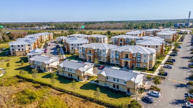 Building Photo - Vista Pines Rental