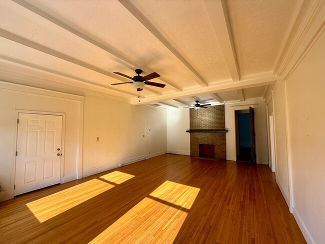 Photo - 118 N Glenwood Ave Unit Apt. A