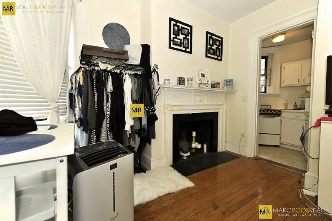 Photo - 27 1/2 Massachusetts Ave