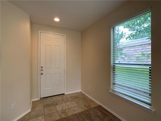Photo - 133 Gina Dr
