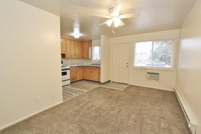 Photo - 419 NE 3rd St