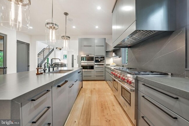 Photo - 1452 Buena Vista Ave