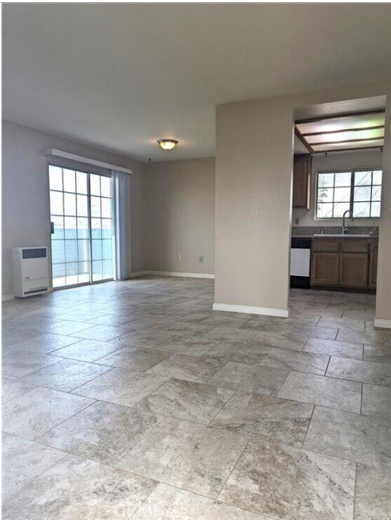 385 McCarthy Ave