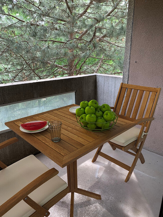 Photo - The Maplewoods