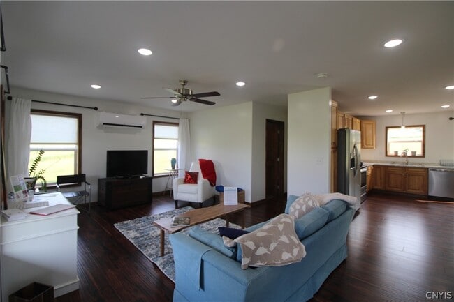 Photo - 1601 Lighthouse Hill Rd