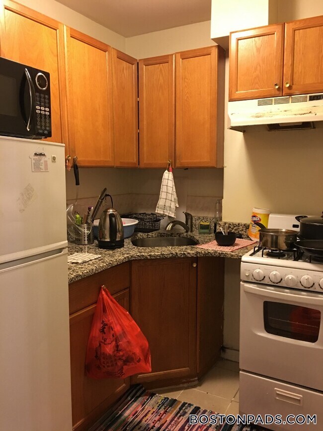 Photo - 171 Hemenway St Unit 14