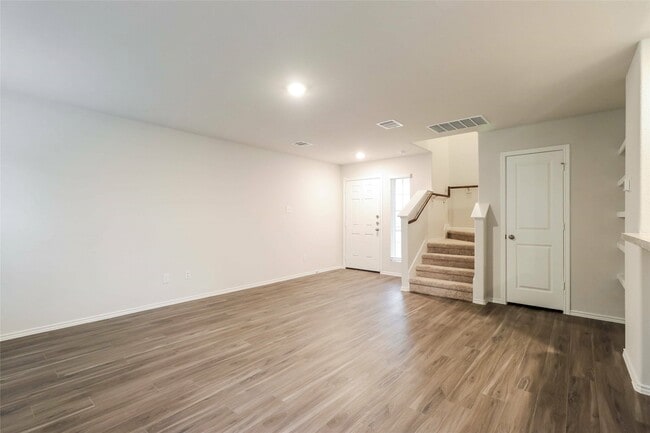 Photo - 2549 Coho Dr