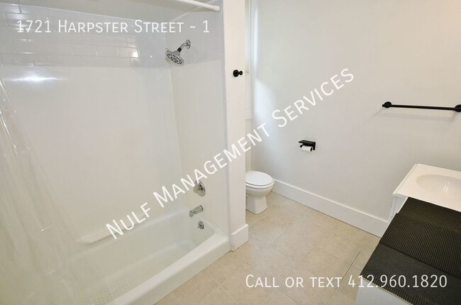 Photo - 1721 Harpster St