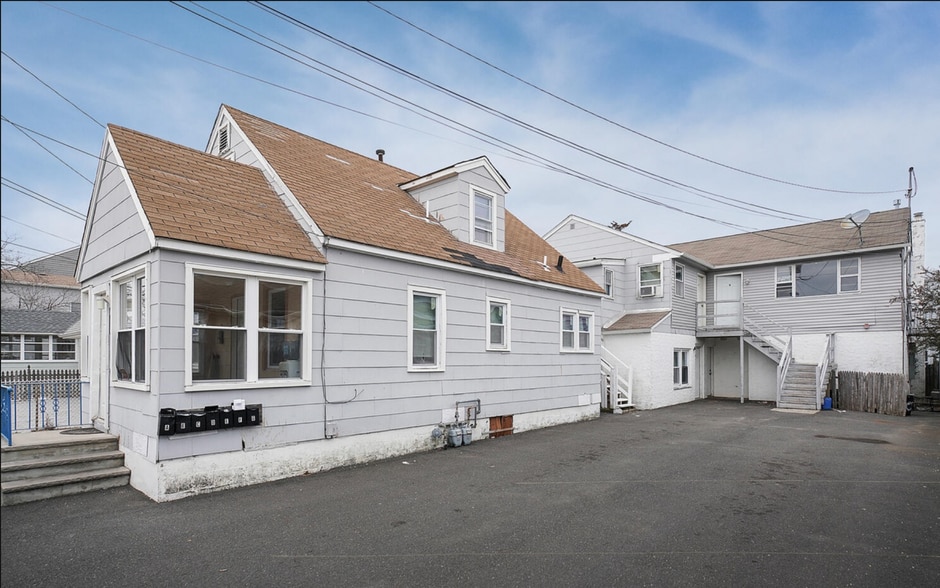 250 Hancock Ave