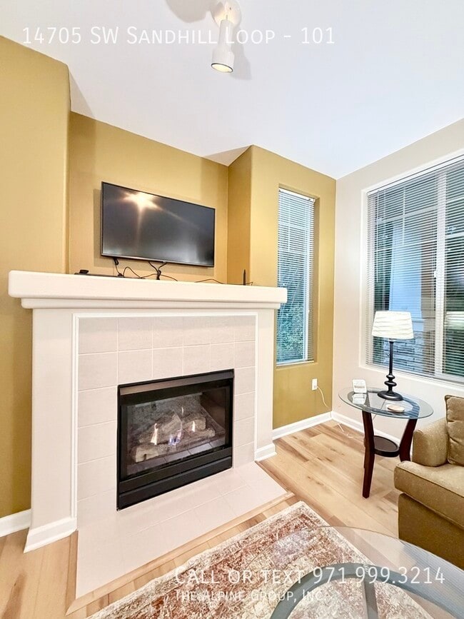 Photo - 14705 SW Sandhill Loop Unidad 101