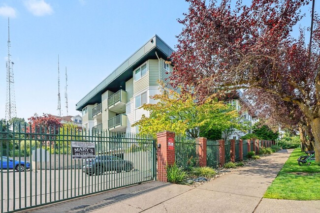 Photo - 1818 18th Ave E Unit 203
