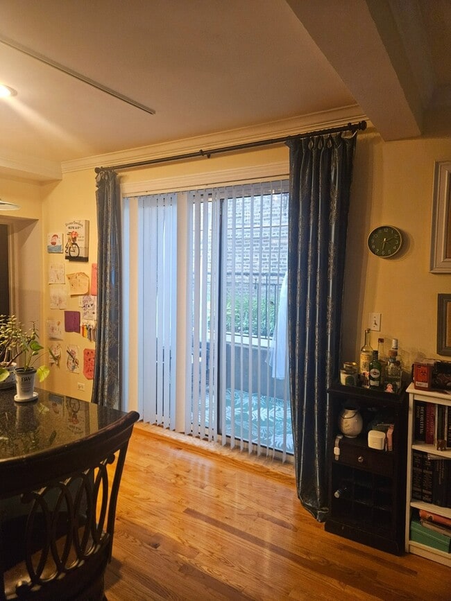 Photo - 1258 W Winona St