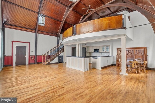 Building Photo - 3849 Terrace St Unit H Rental