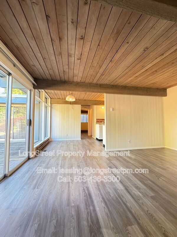 831 NW 26th St
