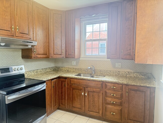 Photo - 129 Garber Ln