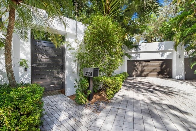 Photo - 4051 Ensenada Ave