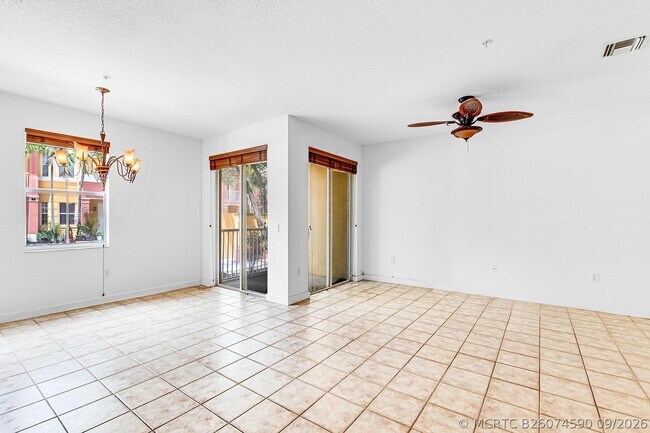 Photo - 1106 Shoma Dr