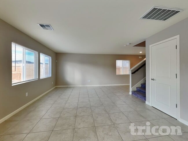 Photo - 8962 Wolf River Dr