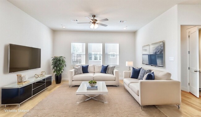 Photo - 801 Concan Dr