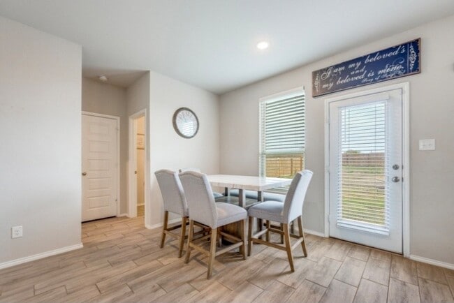 Photo - 926 Hurstwood Dr