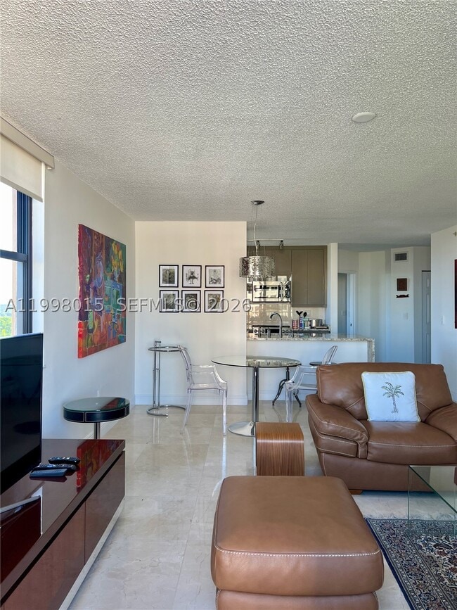 Photo - 651 Okeechobee Blvd Unit 811