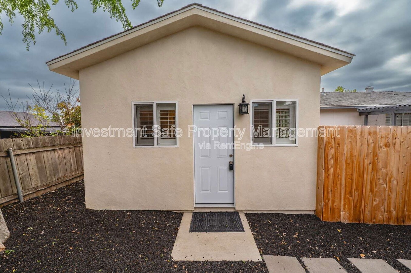 Photo - 1638 Dartmouth St Casa