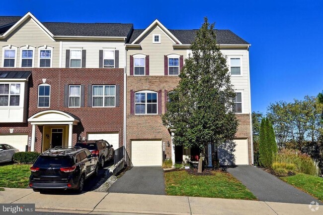 Building Photo - 3030 Chinkapin Oak Ln Rental