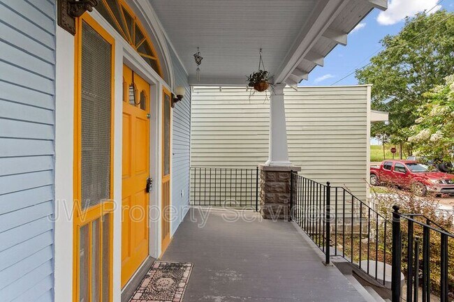 Photo - 309 Red Allen Wy