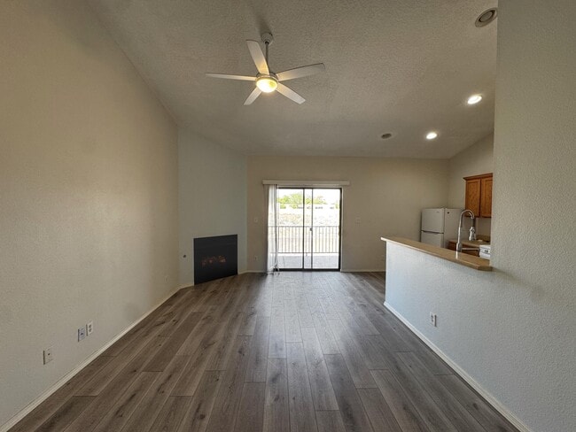 Photo - 1105 Meadowlark Way SE Unit D