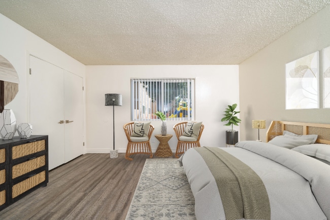 Photo - 570 S Lincoln Ave Unit 10