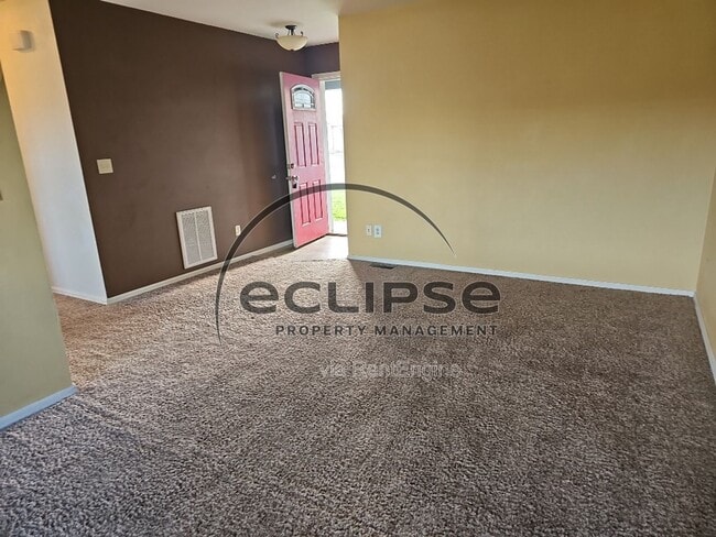 Photo - 2700 Moran Place