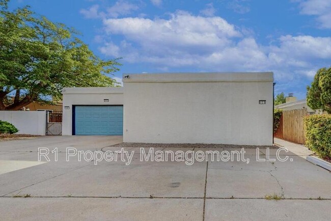 Photo - 2113 Chelwood Park Blvd NE Rental