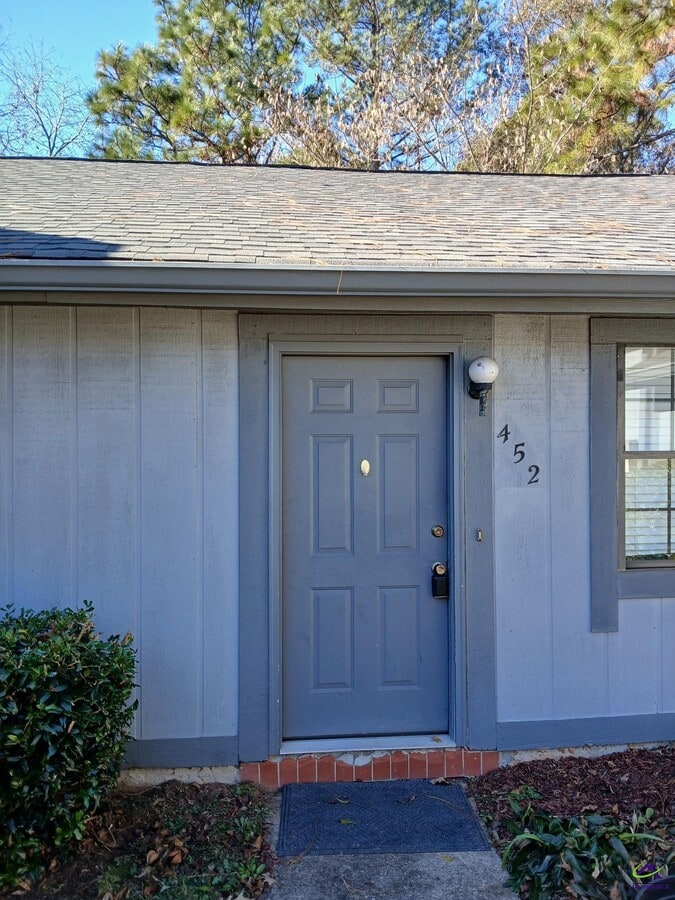 Photo - 452 Tallulah Trail