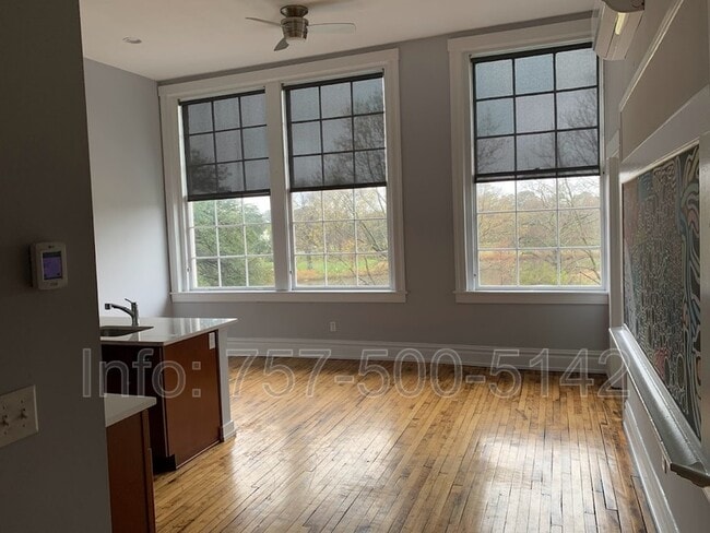 Photo - 2415 Ballentine Blvd Unit 205