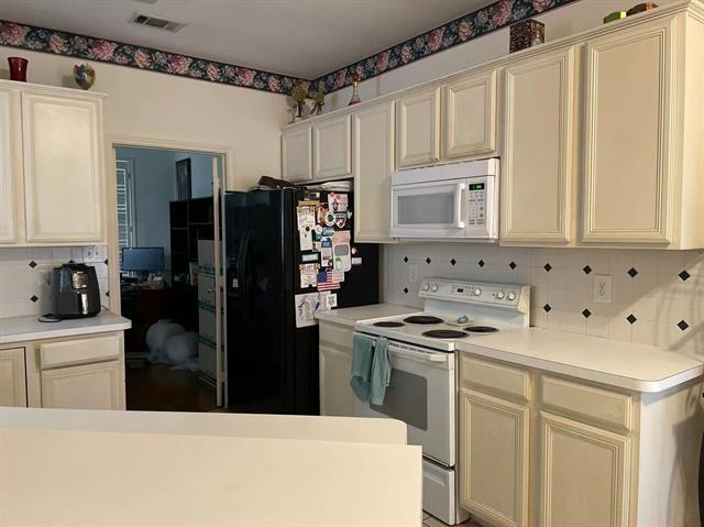 Photo - 4108 Hedgerow Dr