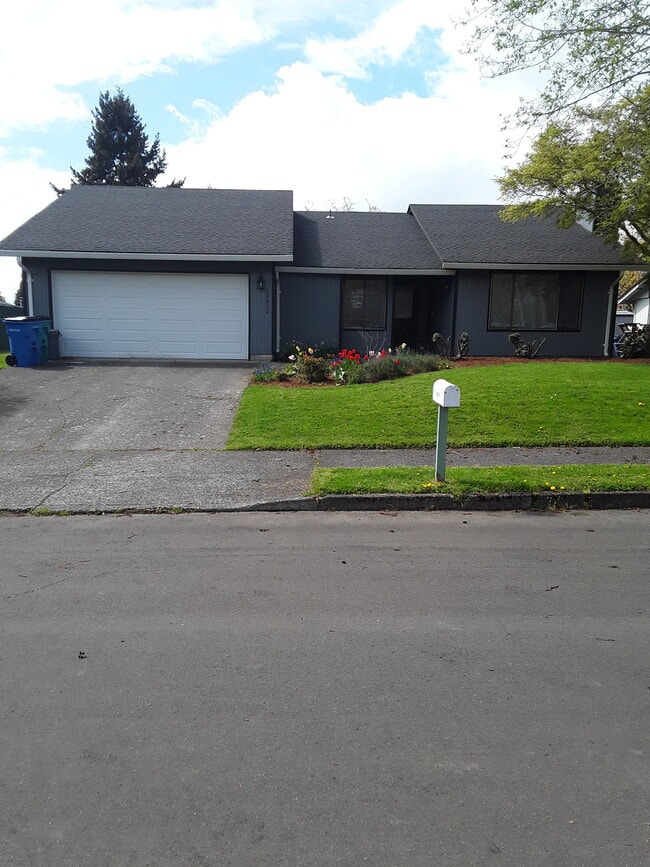 Building Photo - 10612 NW 29th Ave Rental