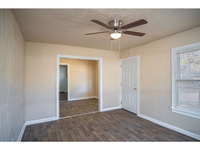 Photo - Great Amazing Home So Close to Downtown