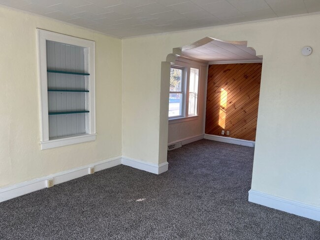 Photo - 136 N Dewey Ave Unit Lower