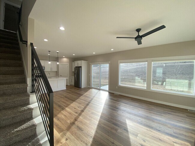 Photo - Luxury New Construction Home - RENT SPECIAL!