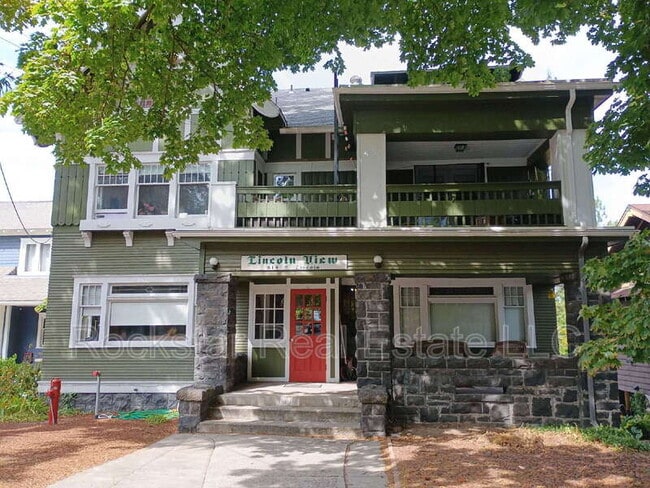 Building Photo - 814 S Lincoln St Rental