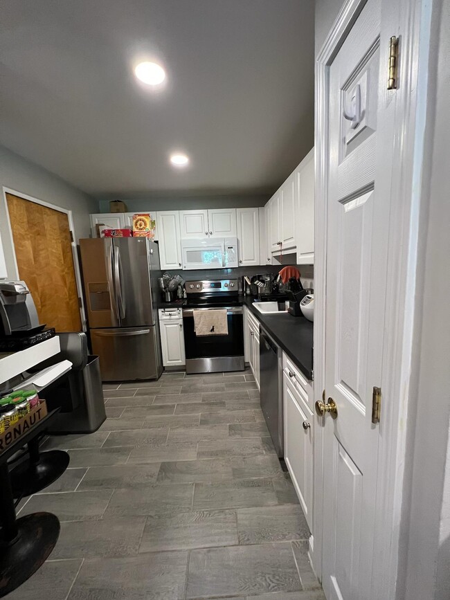 Photo - 326 Broadway Condo Unit 19