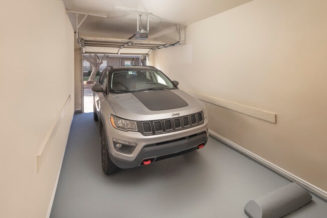 Photo - Aventura Cimarron