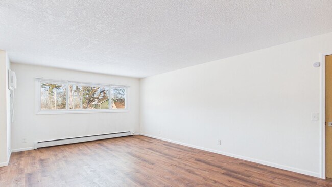 Photo - Upgraded 2-Bedroom Home in Minnetonka Unit 10253-302