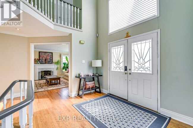 Photo - 1117 Berkshire Ct