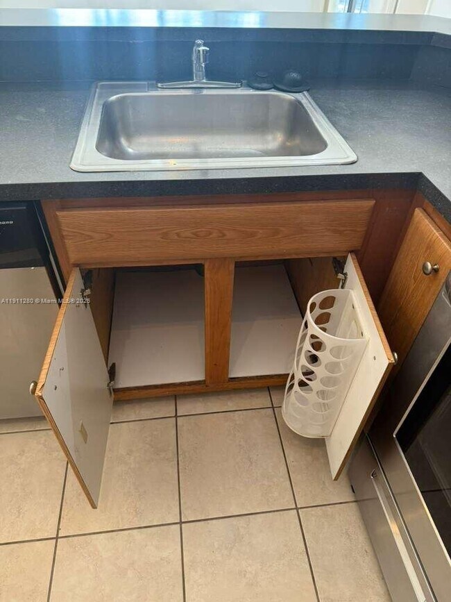 Photo - 2445 SW 18th Terrace Unit 1116