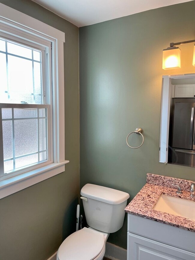 Photo - Beautiful & Spacious 3 Bedroom Rental Home...