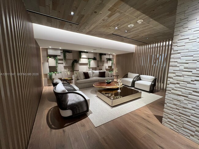 Photo - 2301 Collins Ave Unit 632