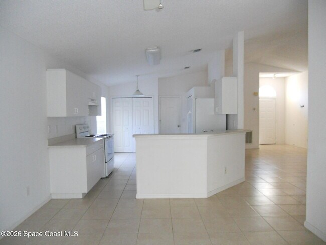 Photo - 540 Benton Dr