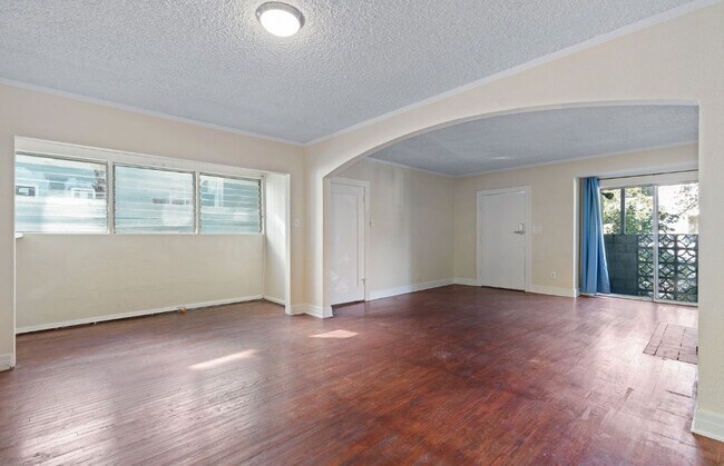 Photo - 929 N Croft Ave